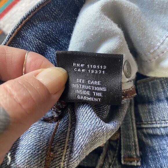 Y2K Rock & Republic Low Rise Flare Jeans. Size 29/29. Authentic. Classic. - Picture 14 of 16